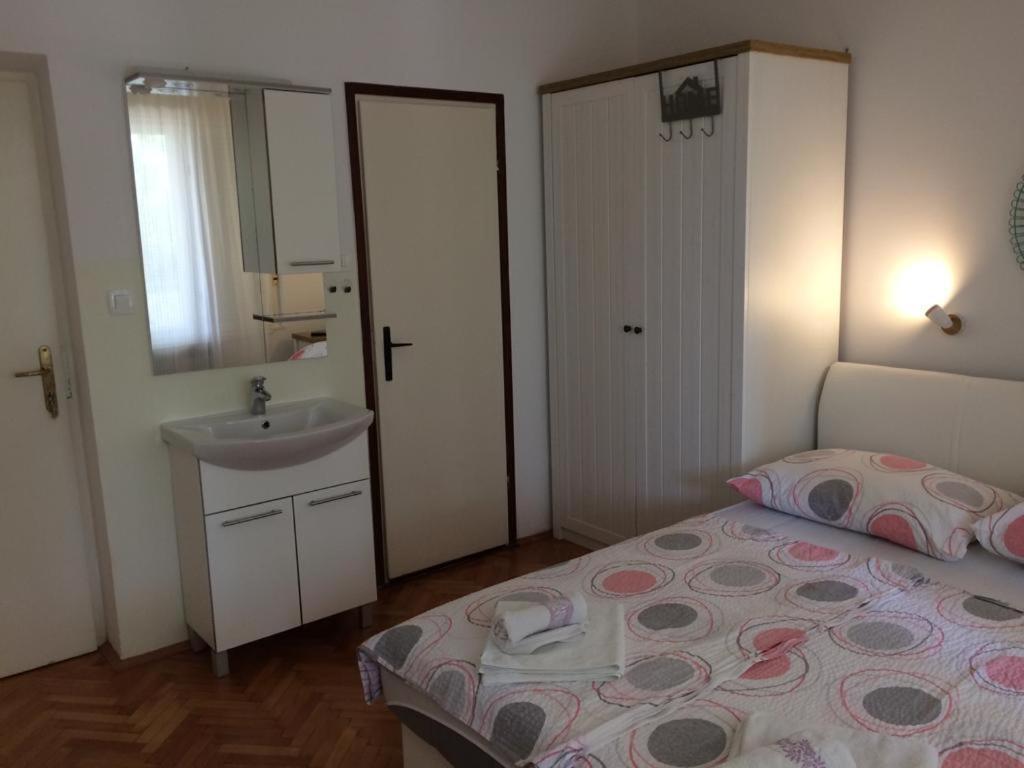 Apartman I Sobe Marijana Rab Town Extérieur photo